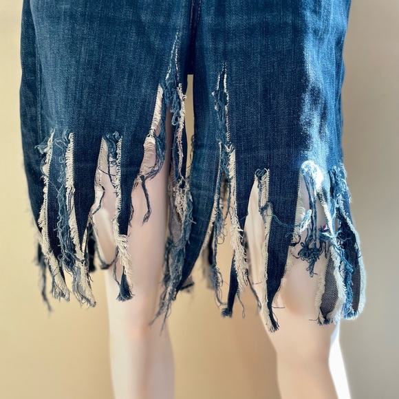 Lucky Brand Distressed Denim Jean Shorts Dark Blue Easy Rider 8/29 - Picture 2 of 11